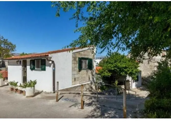 Lägenhet Karlana - Centar